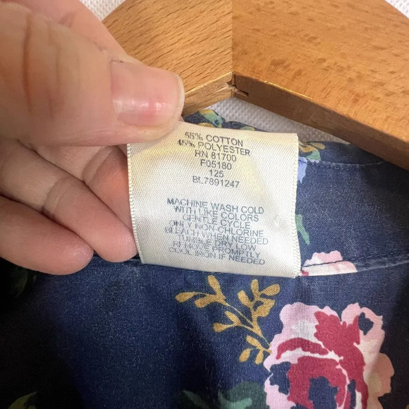 Bedford Fair Floral Button Down Long Sleeve Shirt Size Large - Picture 8 of 9
